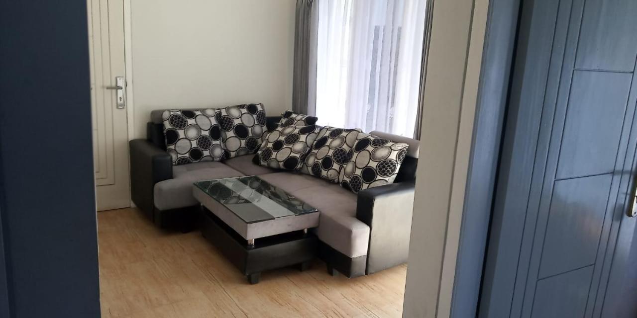 Bromo Otix Guest House Rom bilde
